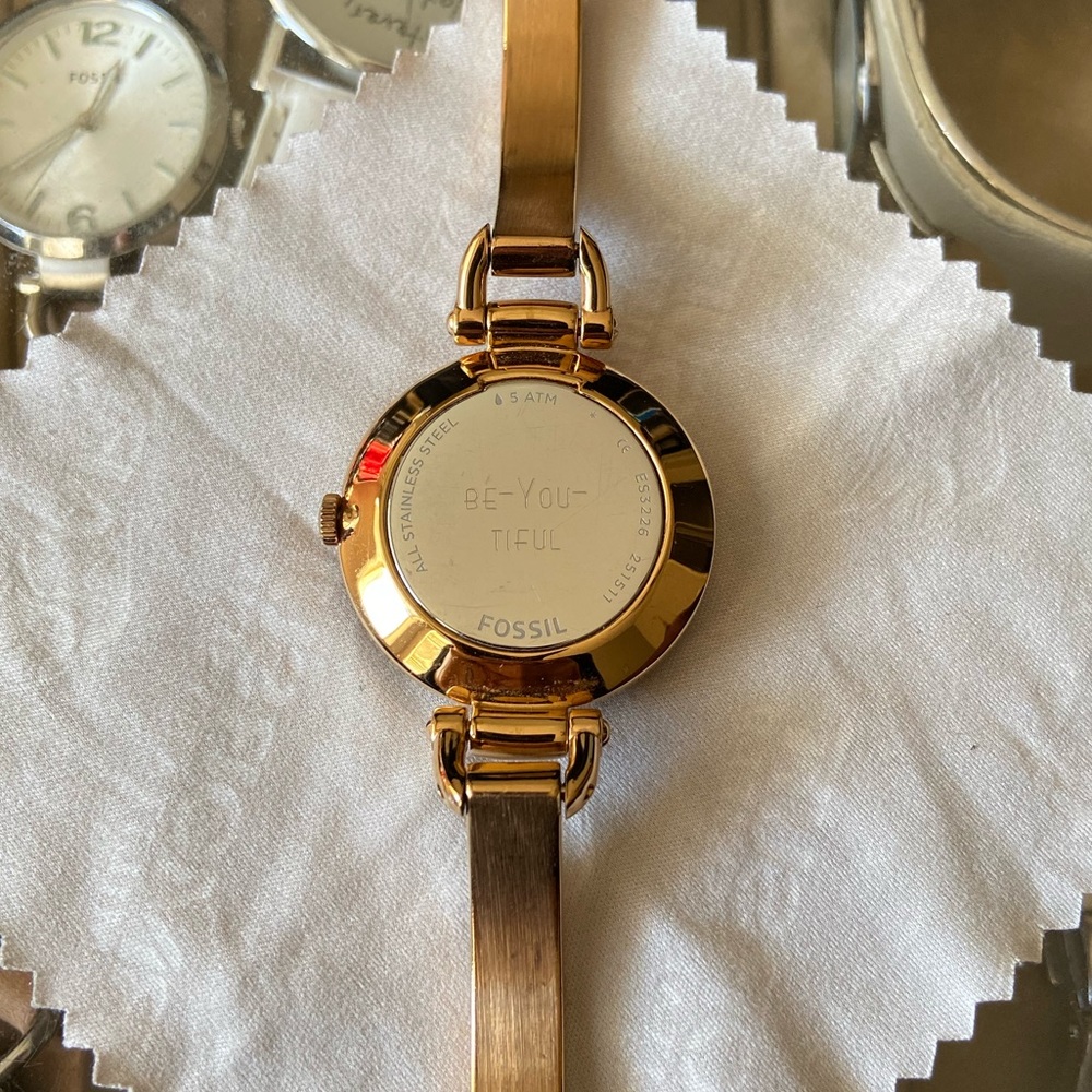 Fossil Watch - Picture 5 of 5